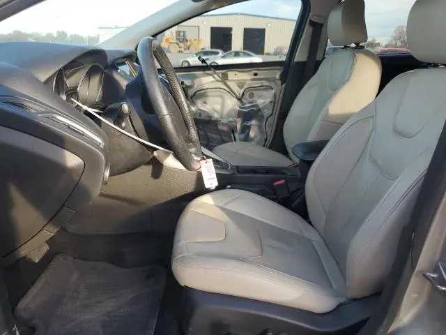 2016 FORD FOCUS TITANIUM  