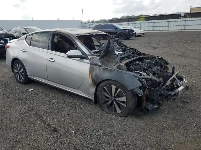2019 NISSAN ALTIMA SV  