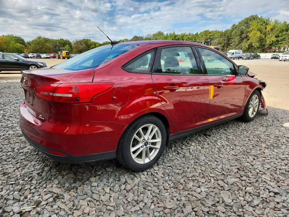 2016 FORD FOCUS SE  