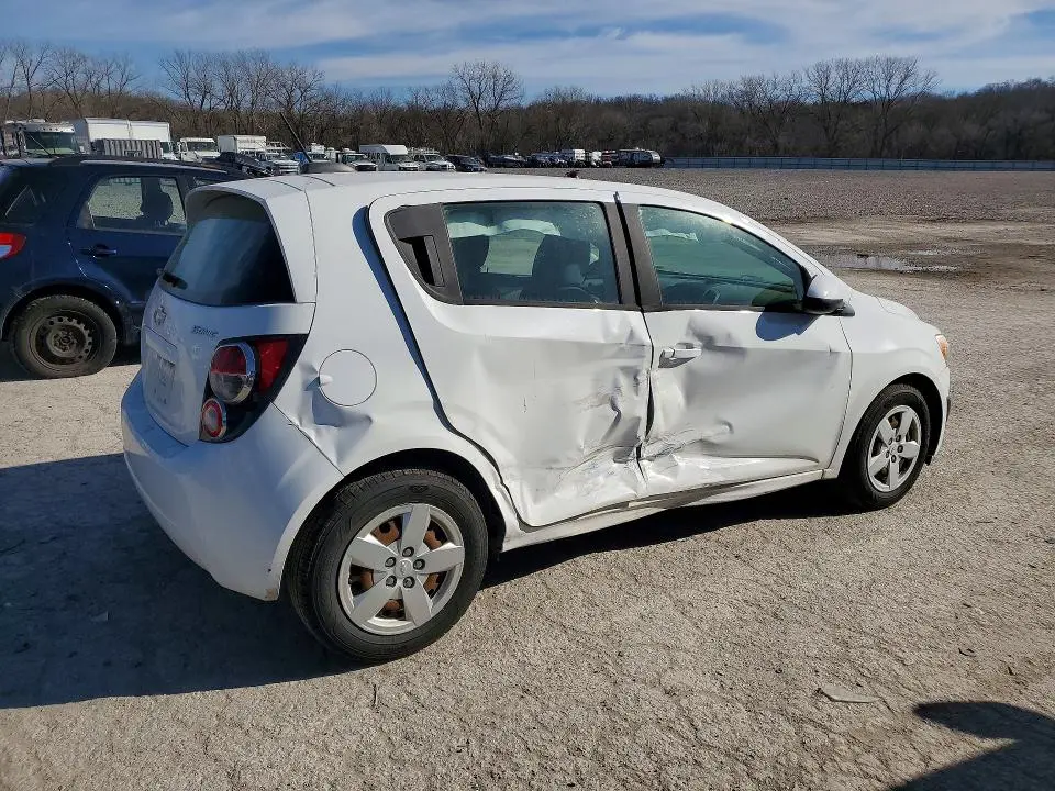 2015 CHEVROLET SONIC LS  
