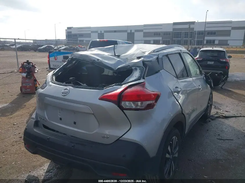 2020 NISSAN KICKS SV XTRONIC CVT