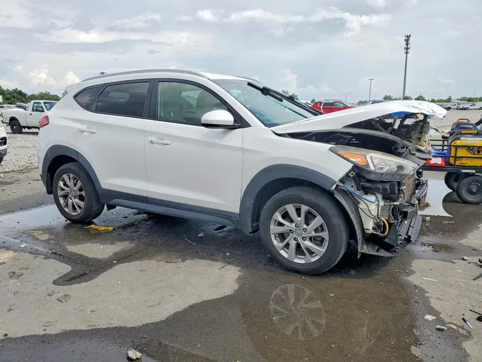 2020 HYUNDAI TUCSON VALUE  