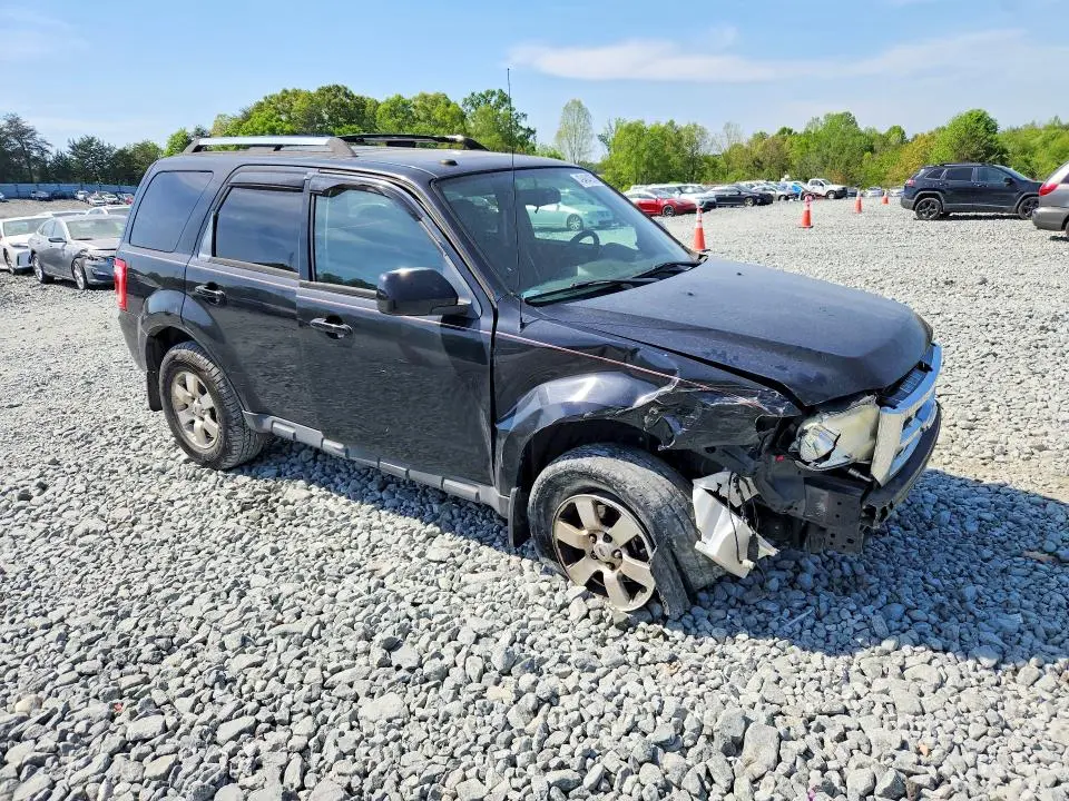 2011 FORD ESCAPE LIMITED  
