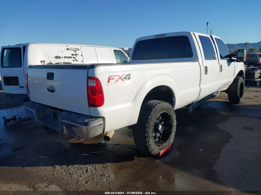 2015 FORD F-250 XL