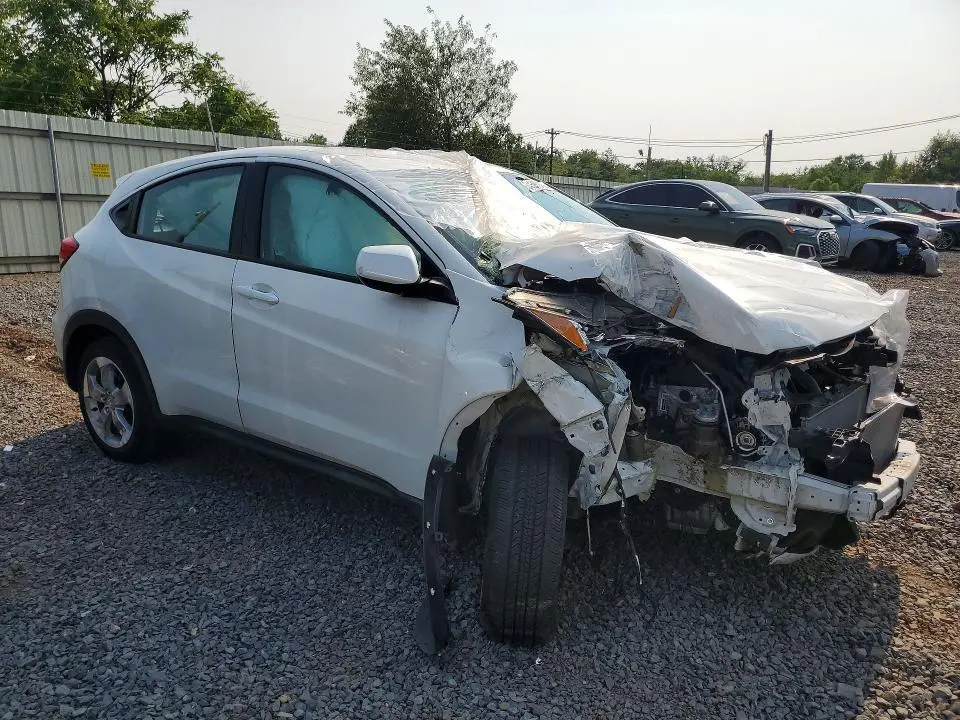 2022 HONDA HR-V LX  