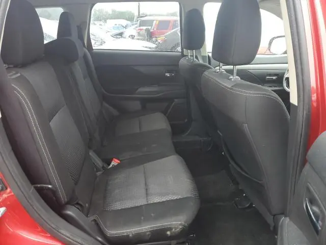 2017 MITSUBISHI OUTLANDER SE  