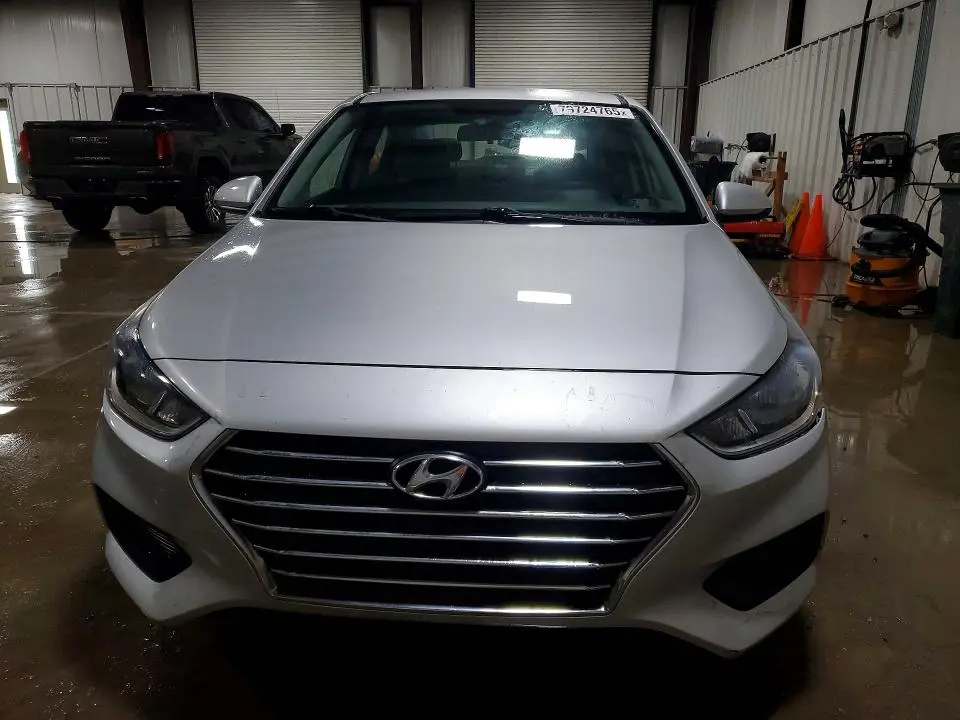 2019 HYUNDAI ACCENT SE  