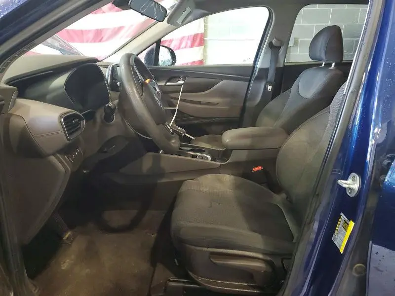 2019 HYUNDAI SANTA FE SE  