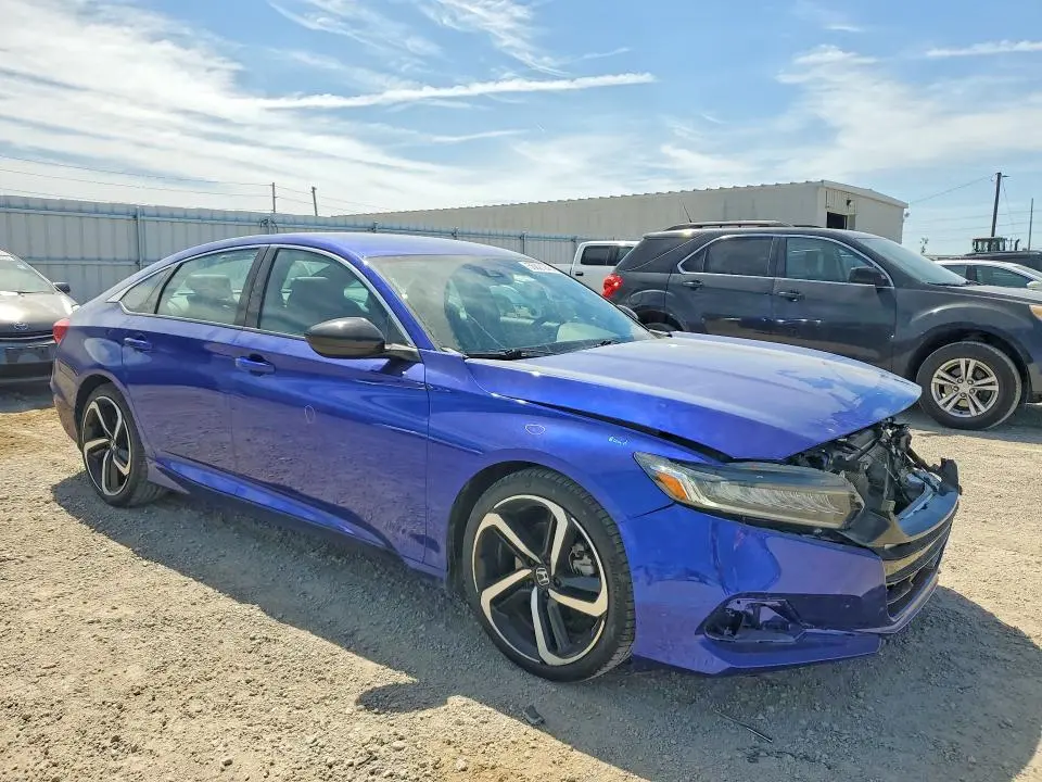 2022 HONDA ACCORD SPORT  