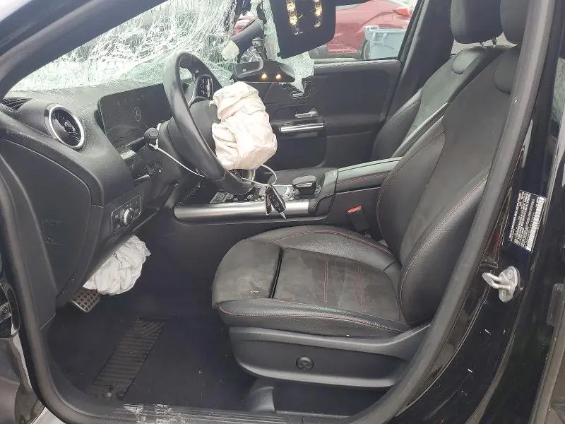 2021 MERCEDES-BENZ GLA 250 4MATIC  