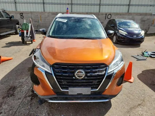 2021 NISSAN KICKS SV  
