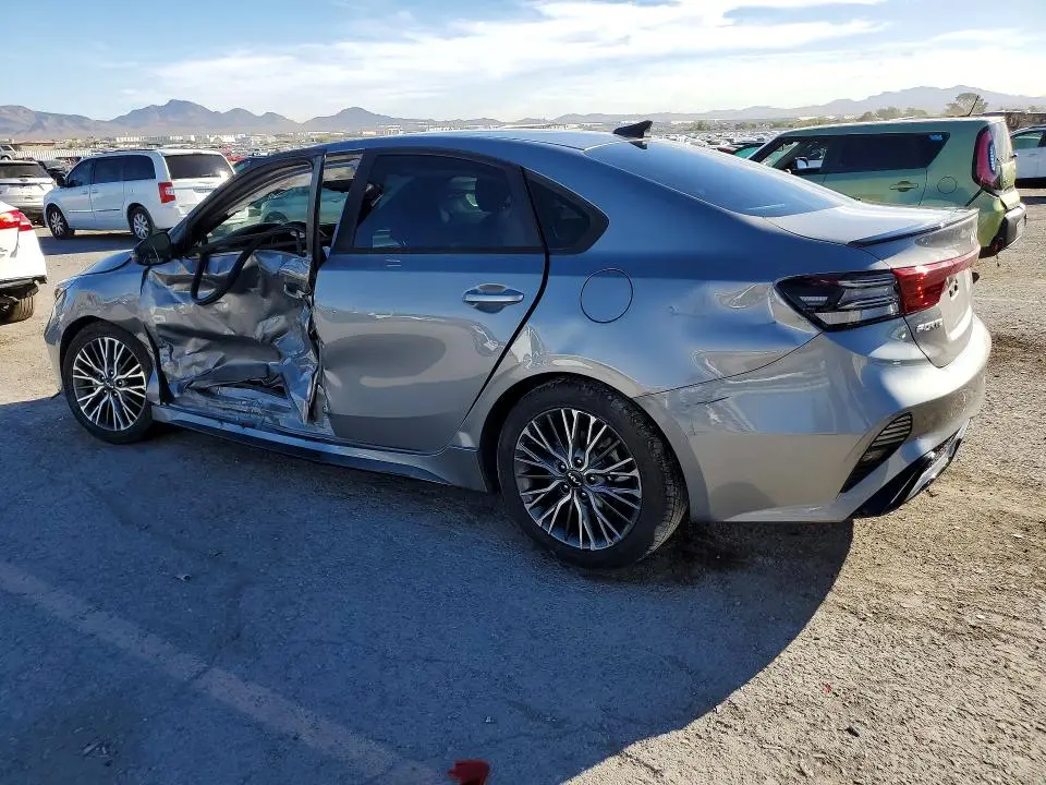 2023 KIA FORTE GT LINE  