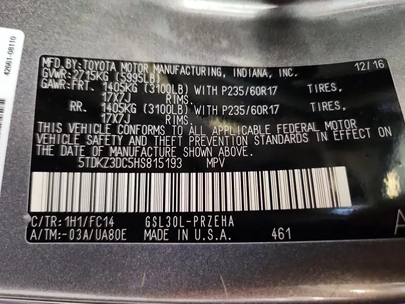 2017 TOYOTA SIENNA LE  