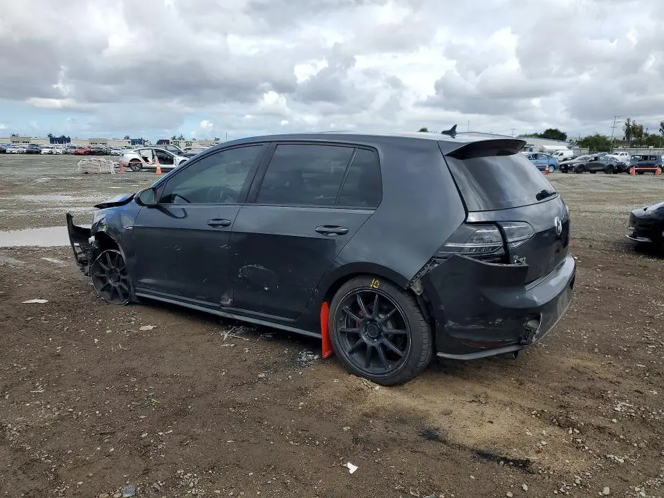 2015 VOLKSWAGEN GTI   