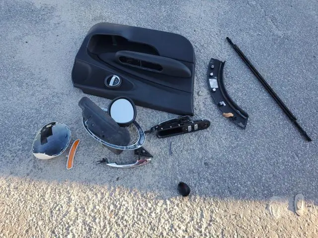 2016 MINI COOPER CLUBMAN  