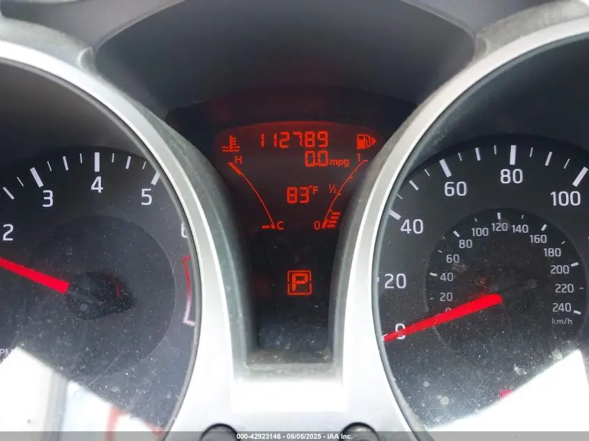 2011 NISSAN JUKE SV