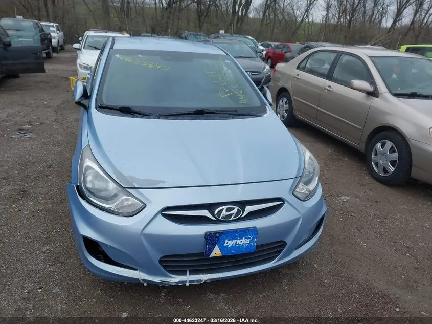2012 HYUNDAI ACCENT GS