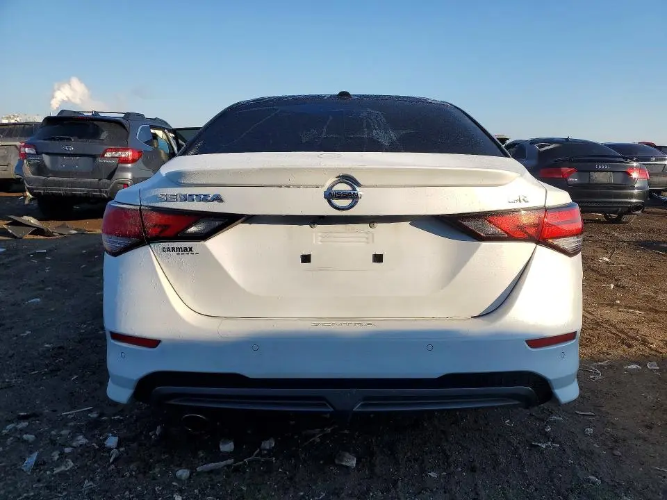 2022 NISSAN SENTRA SR  