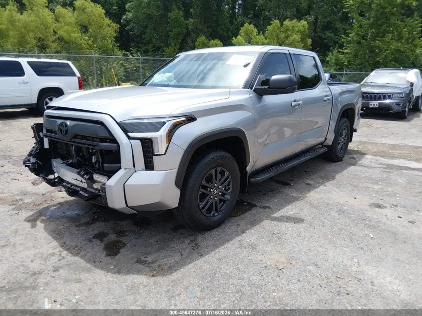 2025 TOYOTA TUNDRA SR5