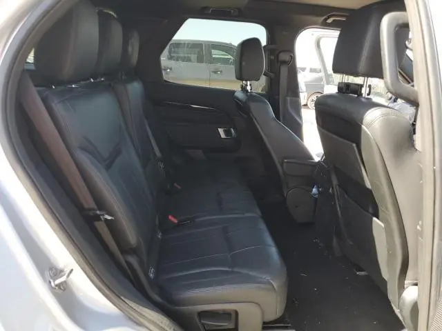 2018 LAND ROVER DISCOVERY SE  