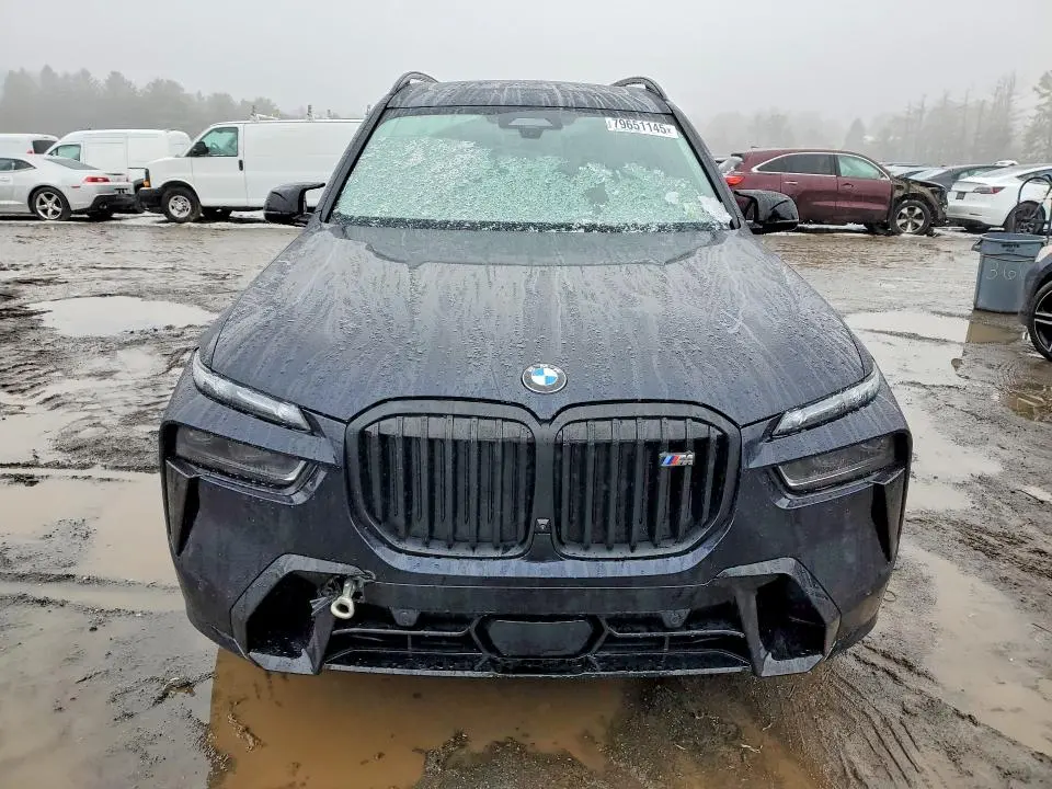 2025 BMW X7 M60I  