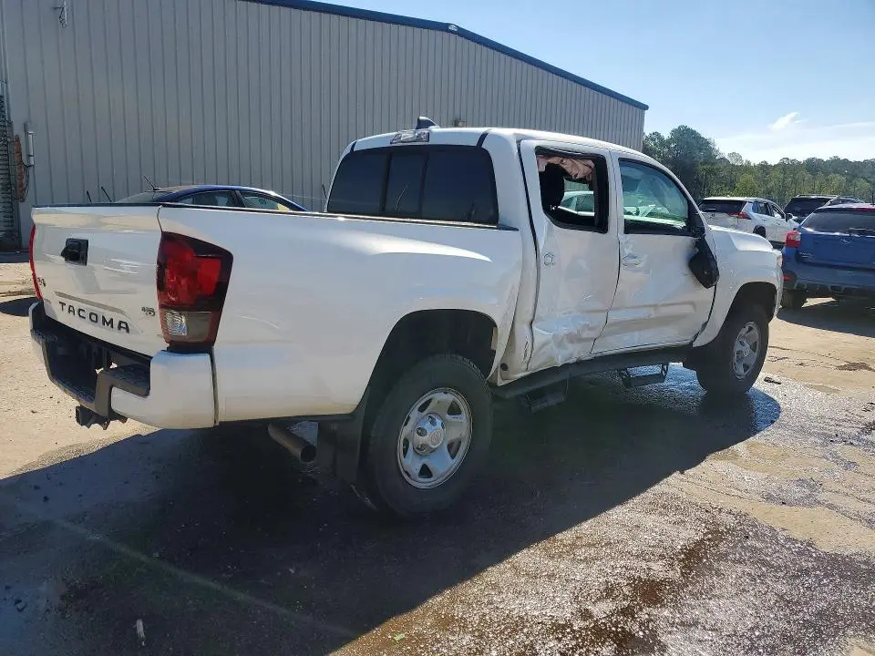 2021 TOYOTA TACOMA SR V6  