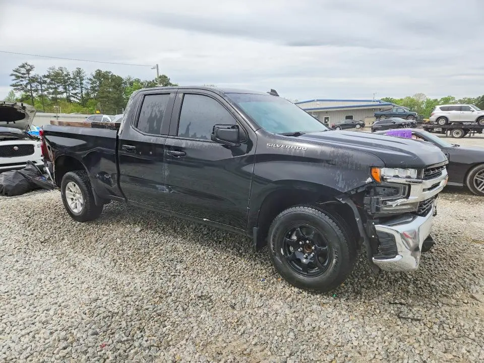 2020 CHEVROLET SILVERADO C1500 LT  
