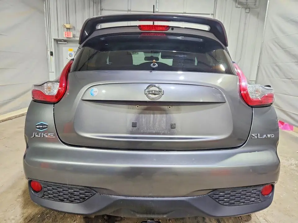 2015 NISSAN JUKE SL  