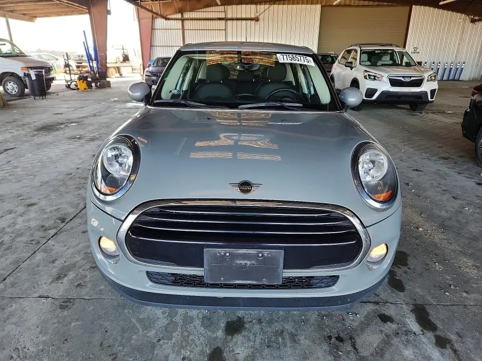 2019 MINI COOPER   
