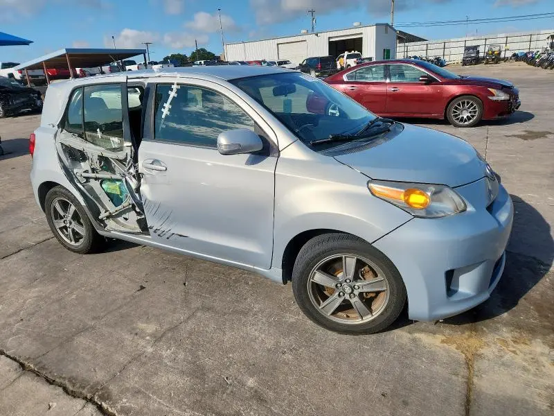 2013 TOYOTA SCION XD   