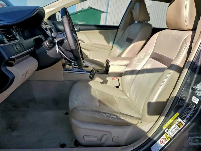 2012 TOYOTA CAMRY SE  