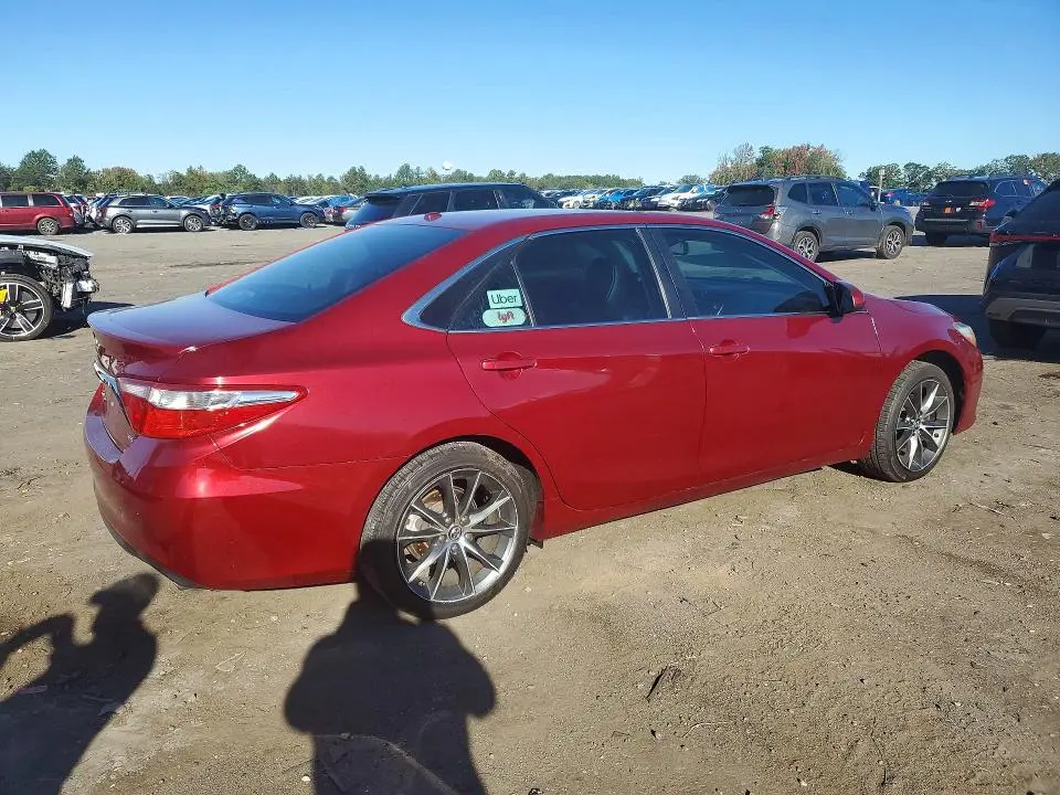 2016 TOYOTA CAMRY XSE  