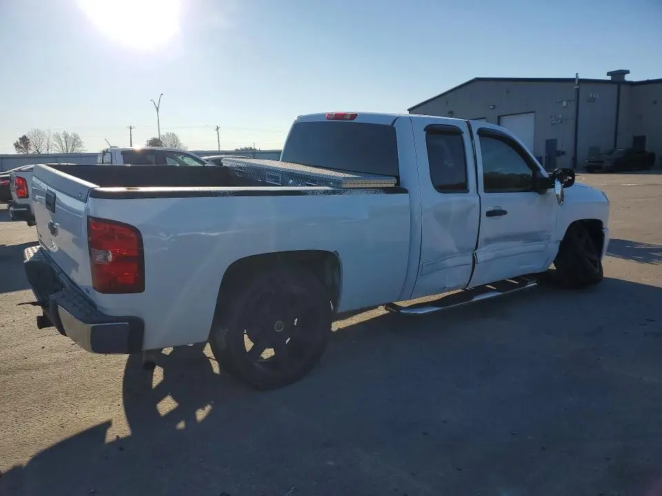 2010 CHEVROLET SILVERADO C1500 LT  
