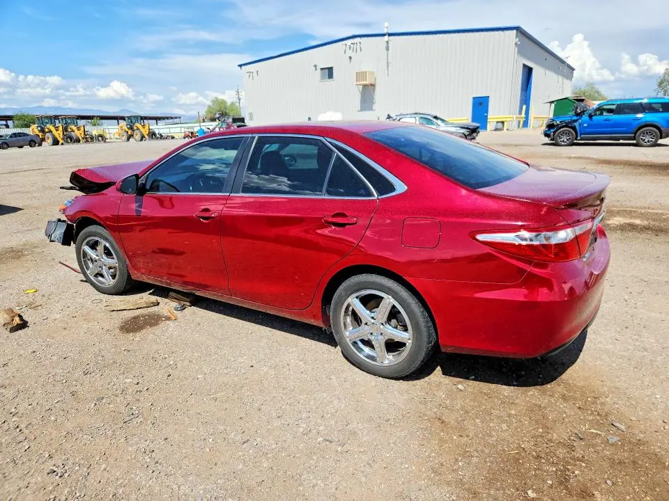 2017 TOYOTA CAMRY SE  