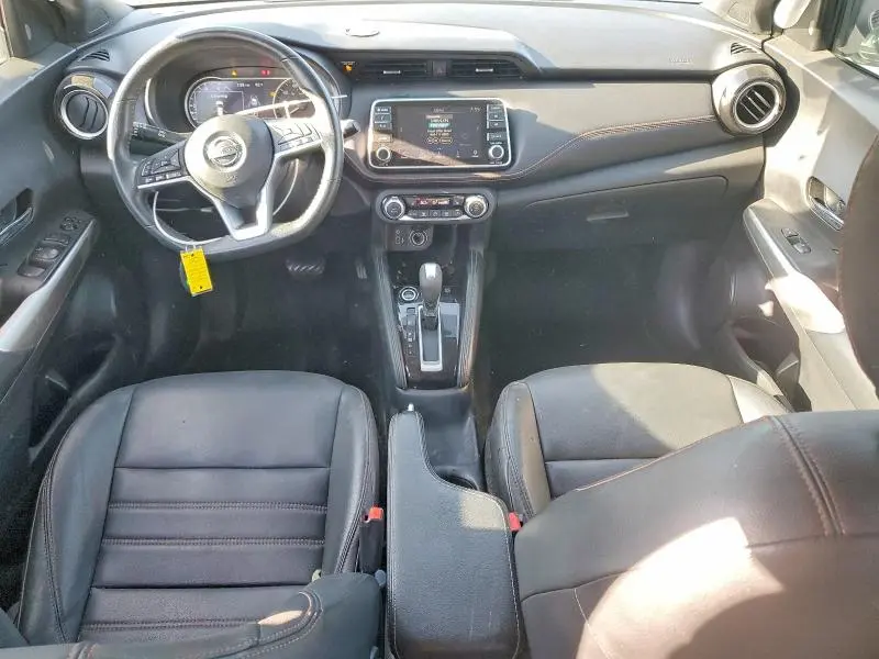 2020 NISSAN KICKS SR  