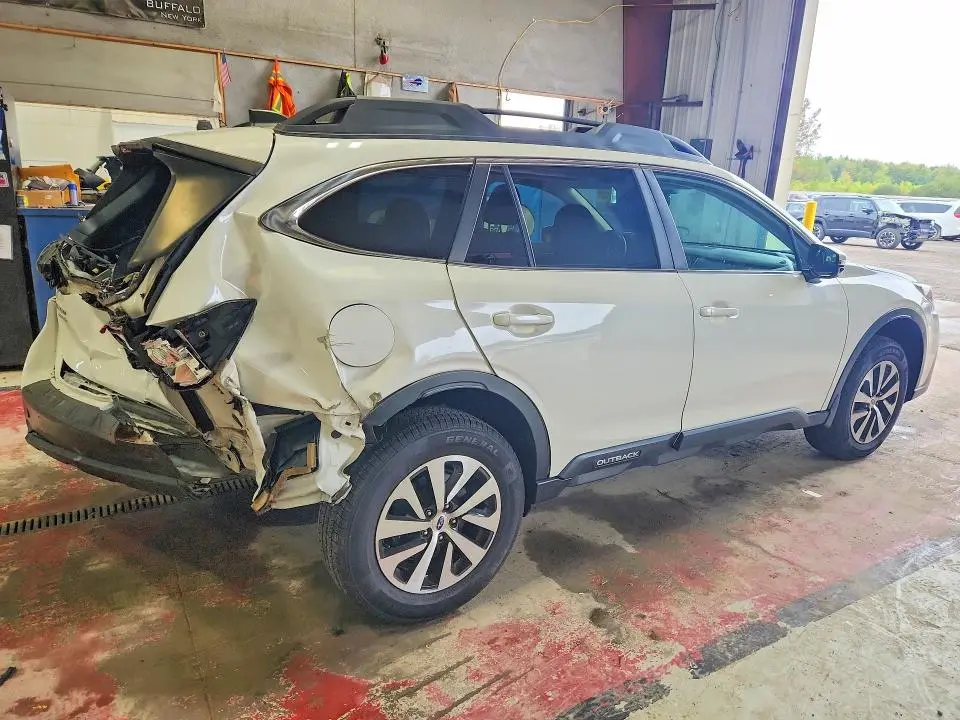 2021 SUBARU OUTBACK PREMIUM  
