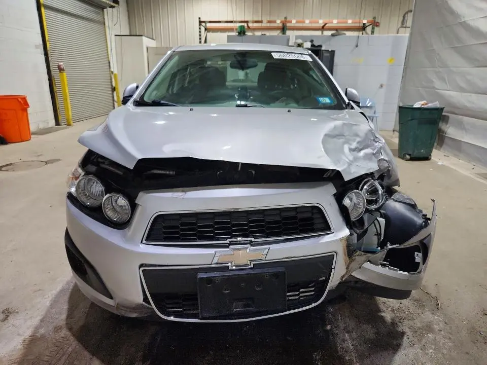 2015 CHEVROLET SONIC LT  