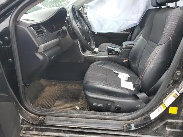 2016 TOYOTA CAMRY LE  