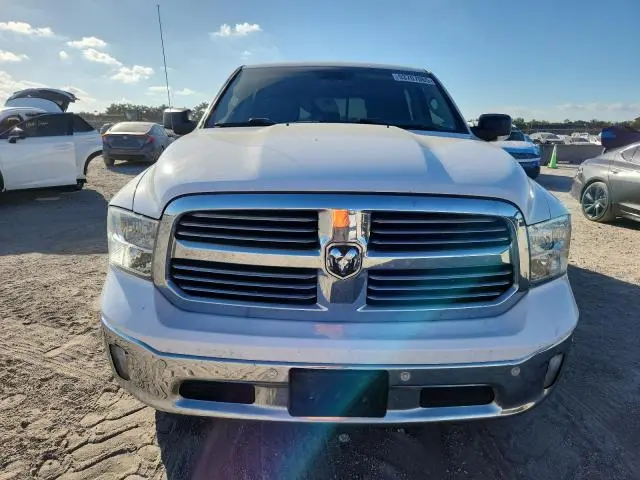 2018 RAM 1500 SLT  