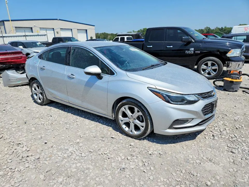 2018 CHEVROLET CRUZE PREMIER  