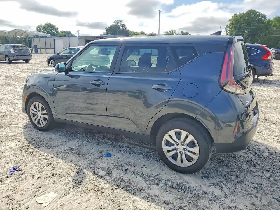 2025 KIA SOUL LX  