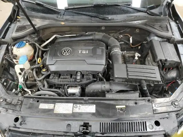 2015 VOLKSWAGEN PASSAT S  