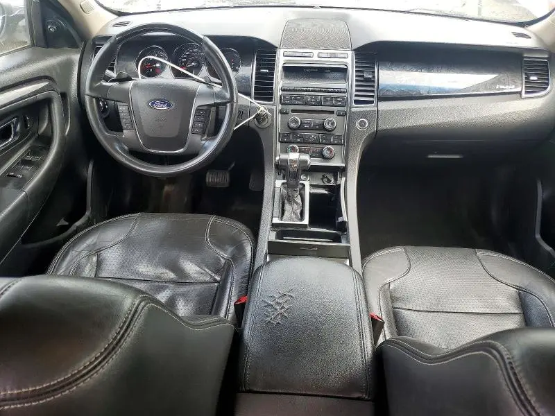 2012 FORD TAURUS LIMITED  