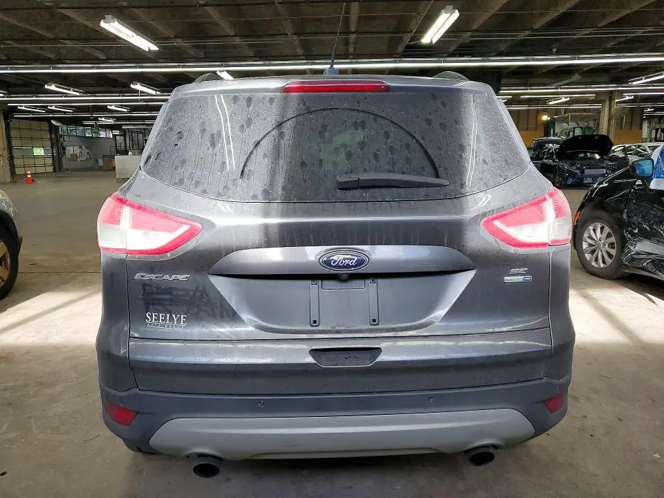 2015 FORD ESCAPE SE  