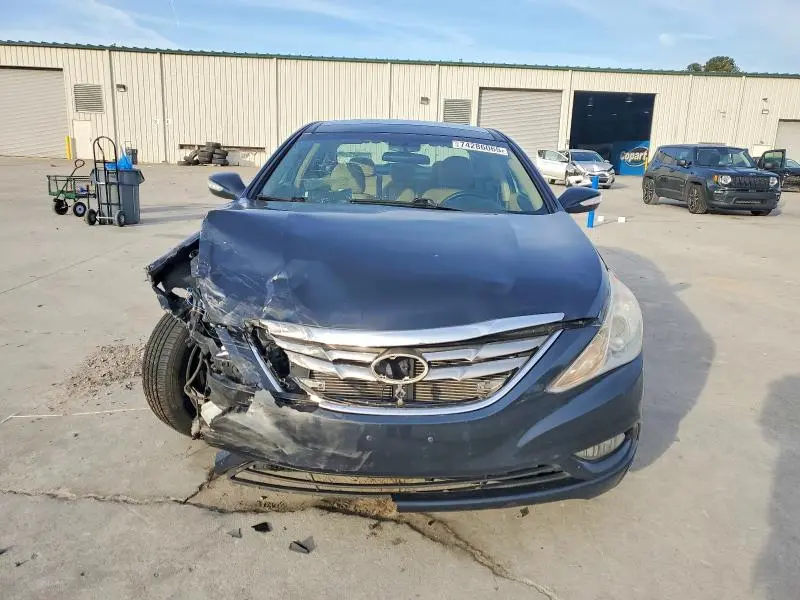 2013 HYUNDAI SONATA SE  