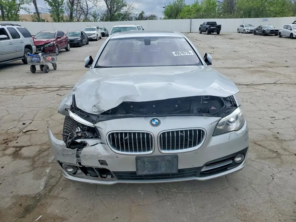 2015 BMW 528 XI  