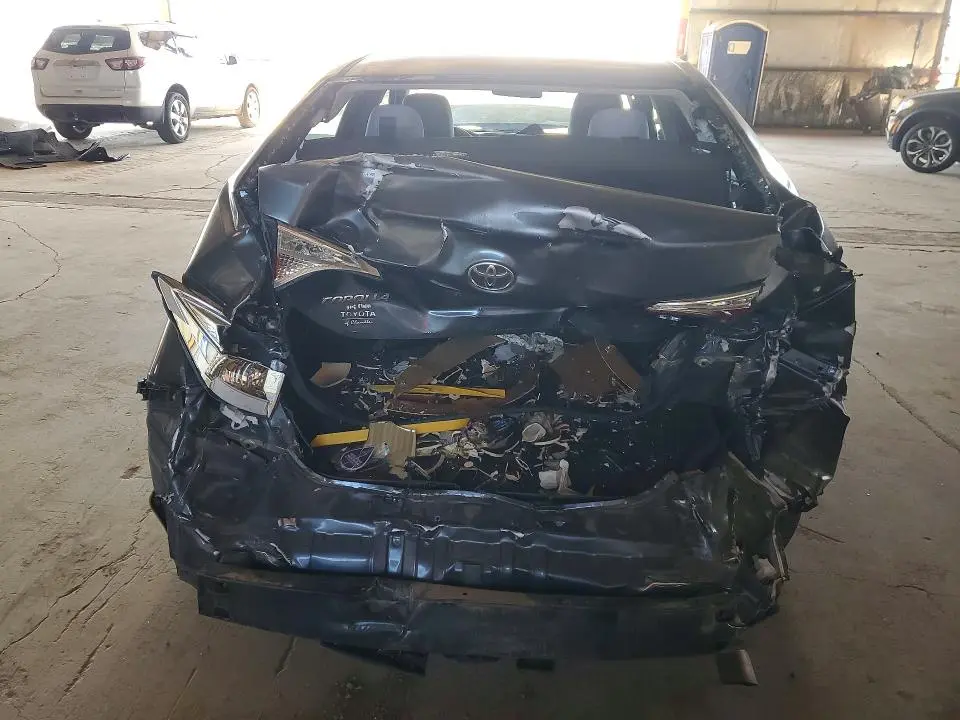 2015 TOYOTA COROLLA LE PLUS  