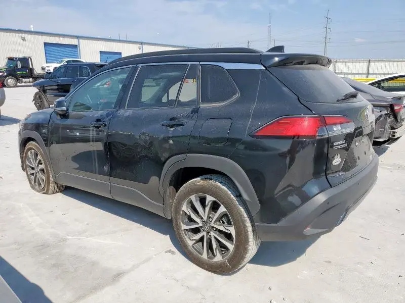 2023 TOYOTA COROLLA CROSS XLE  