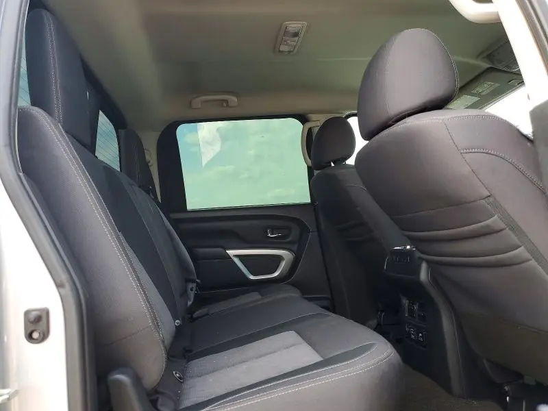 2020 NISSAN TITAN SV  
