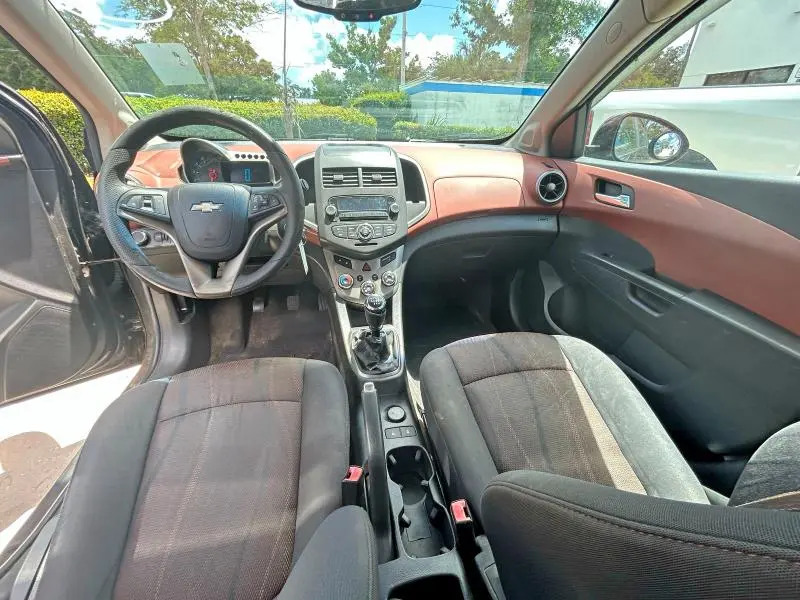 2012 CHEVROLET SONIC LT  